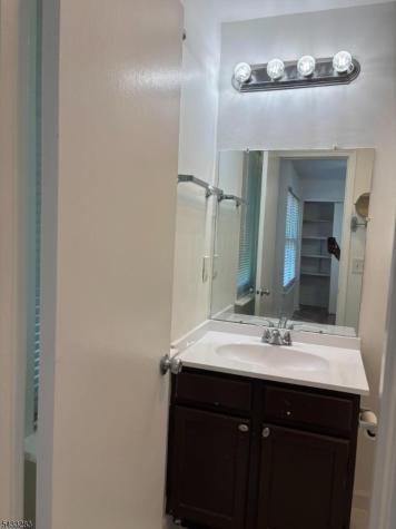 53 Boxgrove Place Franklin NJ 08873