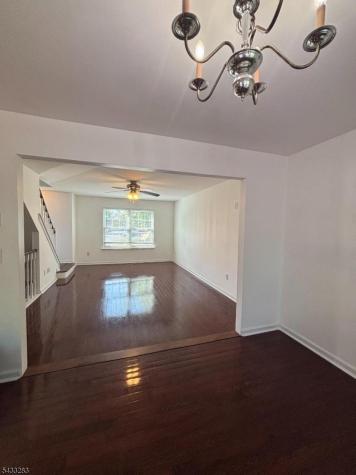 53 Boxgrove Place Franklin NJ 08873
