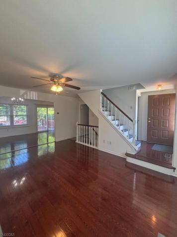 53 Boxgrove Place Franklin NJ 08873