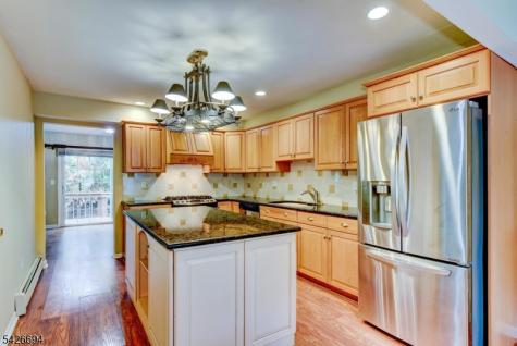 7 Matthew Road Wayne NJ 07470