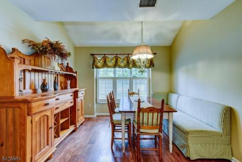 7 Matthew Road Wayne NJ 07470