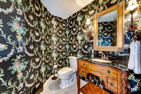 7 Matthew Road Wayne NJ 07470