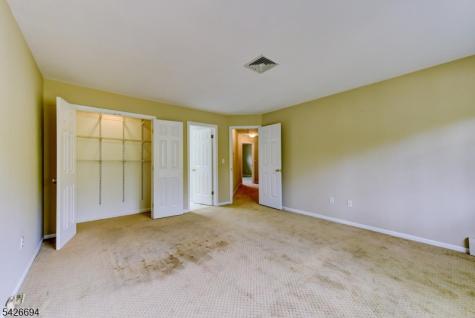 7 Matthew Road Wayne NJ 07470