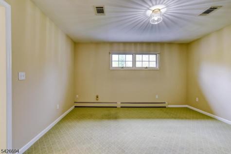 7 Matthew Road Wayne NJ 07470