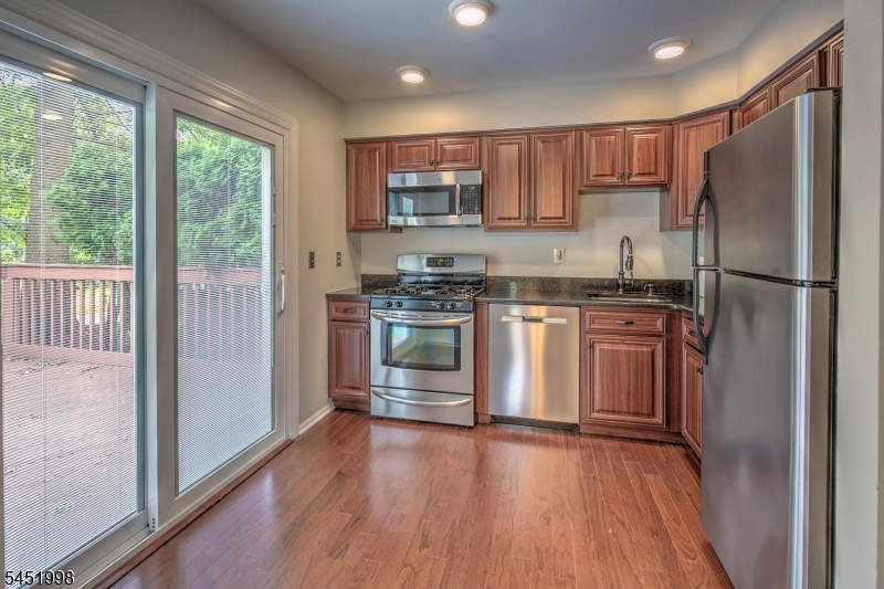 10 Driftwood Drive Franklin NJ 08873