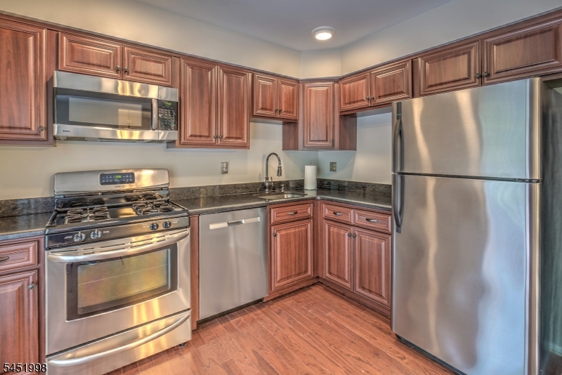 10 Driftwood Drive Franklin NJ 08873