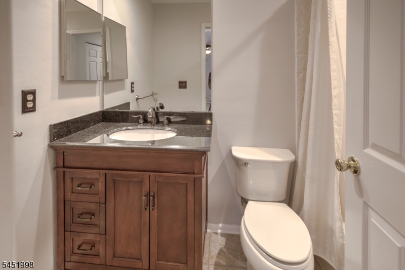 10 Driftwood Drive Franklin NJ 08873