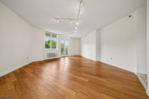 10 Smith Manor Boulevard West Orange NJ 07052