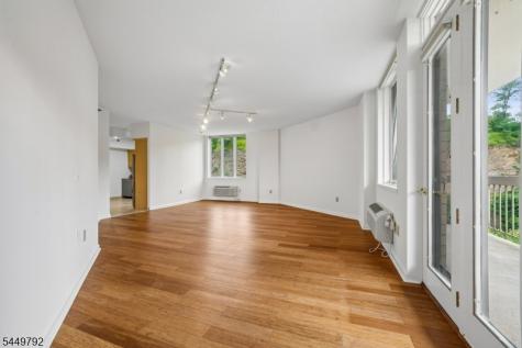 10 Smith Manor Boulevard West Orange NJ 07052