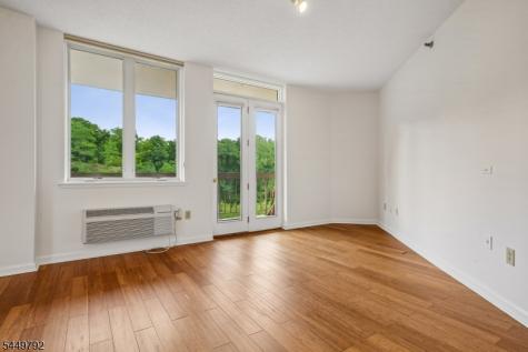 10 Smith Manor Boulevard West Orange NJ 07052