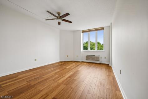 10 Smith Manor Boulevard West Orange NJ 07052