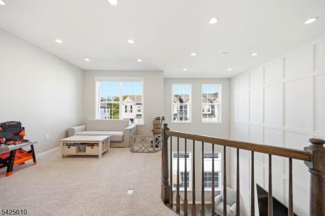 102 Sequoia Drive Cedar Grove NJ 07009