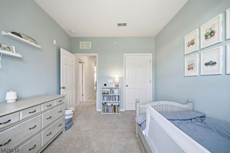 102 Sequoia Drive Cedar Grove NJ 07009