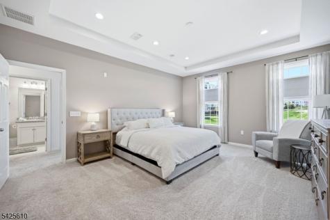 102 Sequoia Drive Cedar Grove NJ 07009
