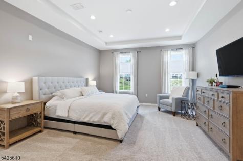 102 Sequoia Drive Cedar Grove NJ 07009
