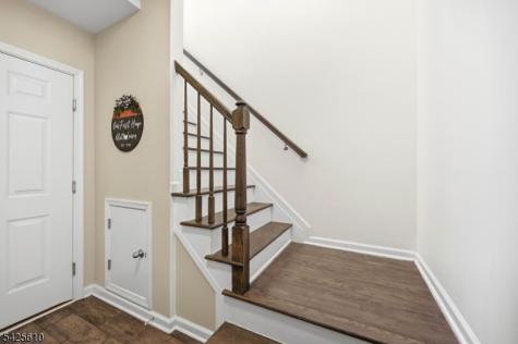 102 Sequoia Drive Cedar Grove NJ 07009