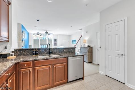 17 Jasmine Lane Garfield NJ 07026