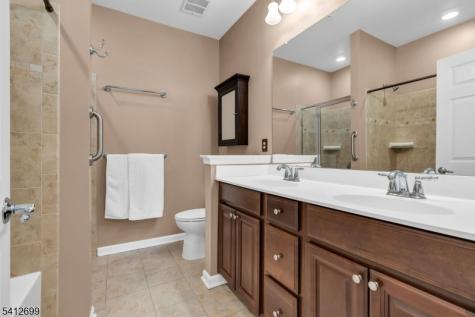17 Jasmine Lane Garfield NJ 07026
