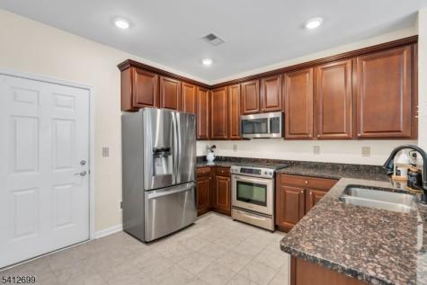 17 Jasmine Lane Garfield NJ 07026
