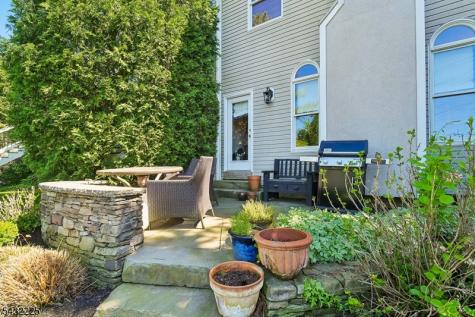 57 Southgate Road New Providence NJ 07974