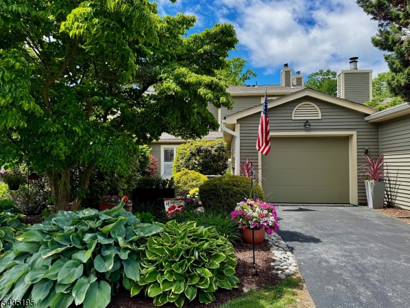 11 Old Fourth Drive Jefferson NJ 07438