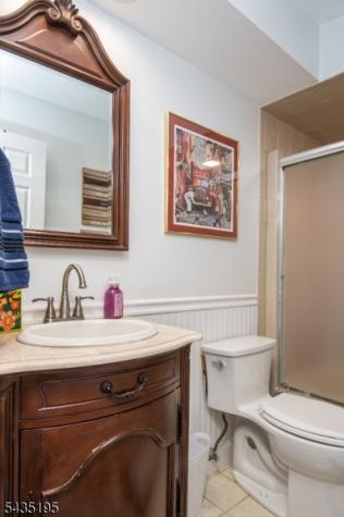 11 Old Fourth Drive Jefferson NJ 07438