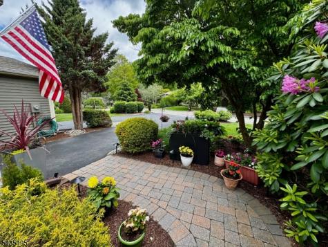 11 Old Fourth Drive Jefferson NJ 07438