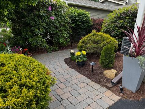 11 Old Fourth Drive Jefferson NJ 07438