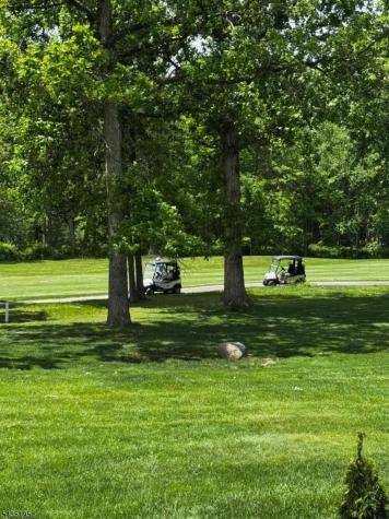 11 Old Fourth Drive Jefferson NJ 07438