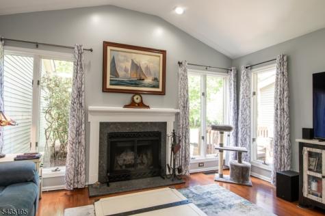11 Old Fourth Drive Jefferson NJ 07438