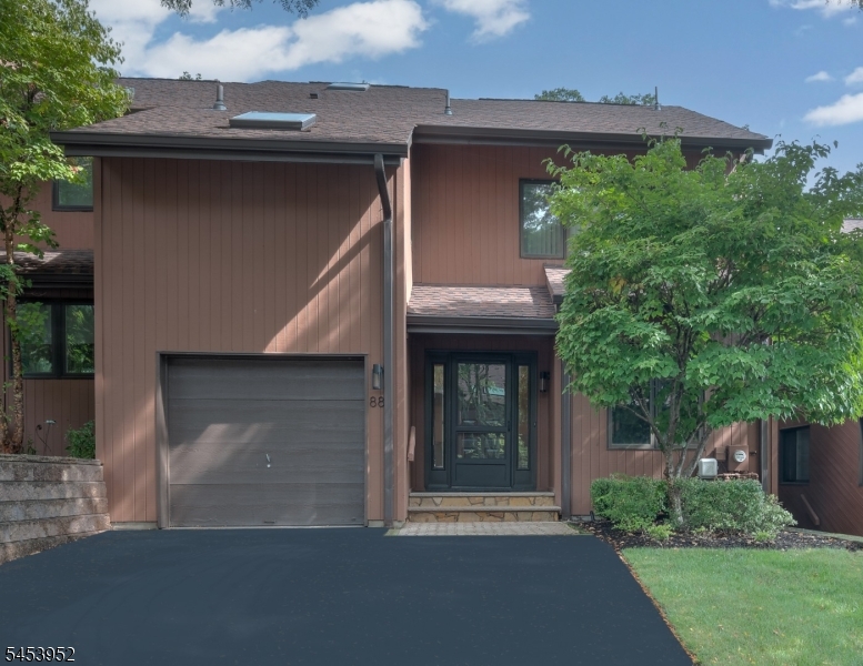 88 Sullivan Drive West Orange NJ 07052