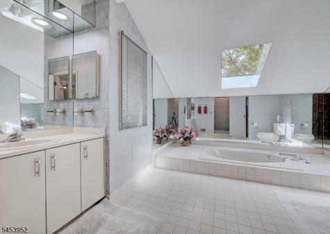 88 Sullivan Drive West Orange NJ 07052