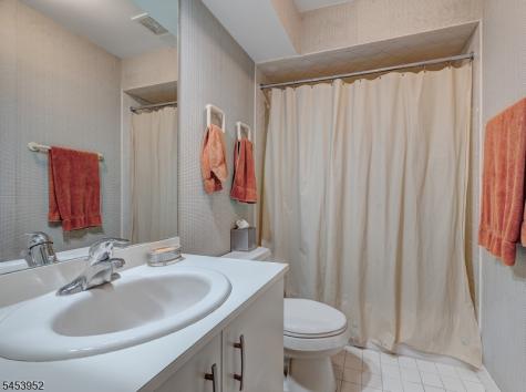 88 Sullivan Drive West Orange NJ 07052