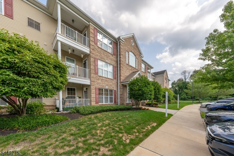 319 Sophee Lane Lakewood NJ 08701
