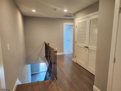 65 Halina Lane Butler NJ 07405