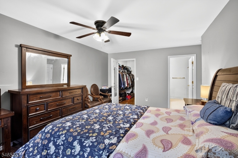 48 Waugh Court Bridgewater NJ 08807