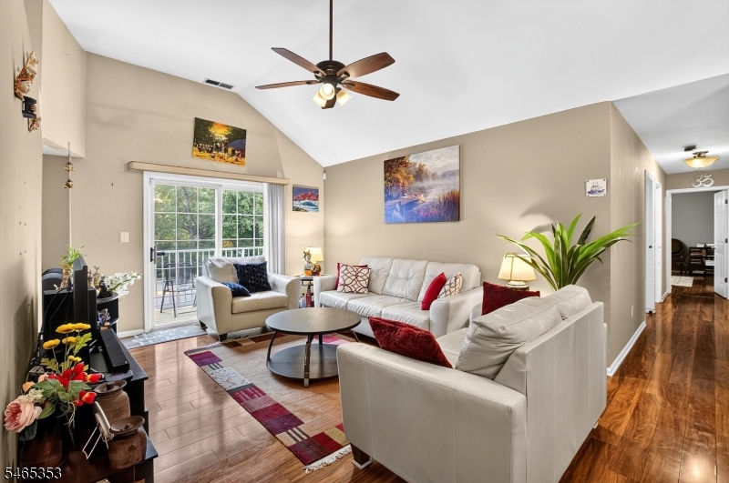 48 Waugh Court Bridgewater NJ 08807
