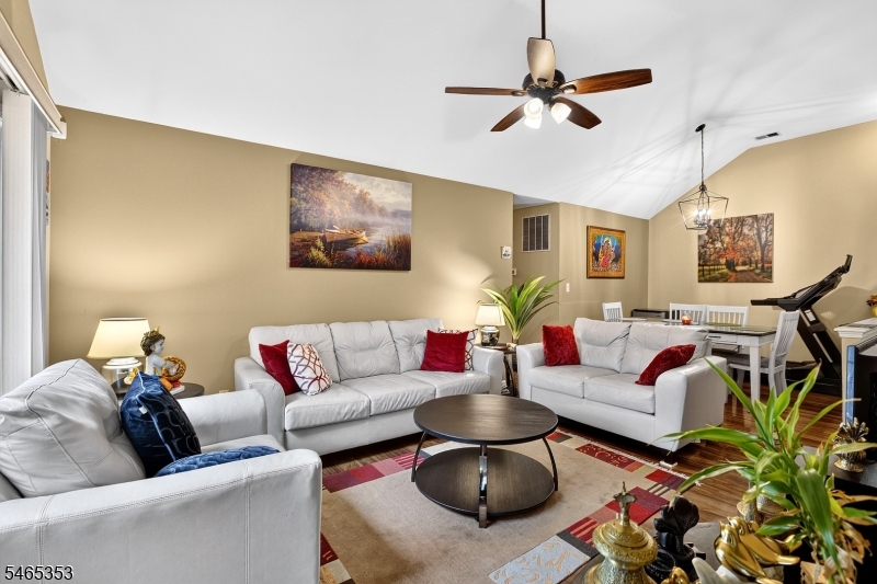 48 Waugh Court Bridgewater NJ 08807