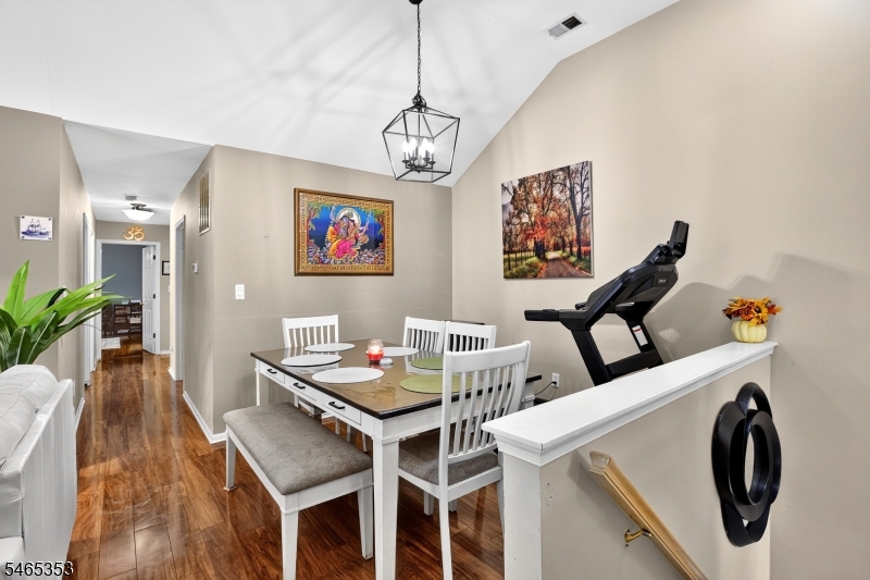 48 Waugh Court Bridgewater NJ 08807