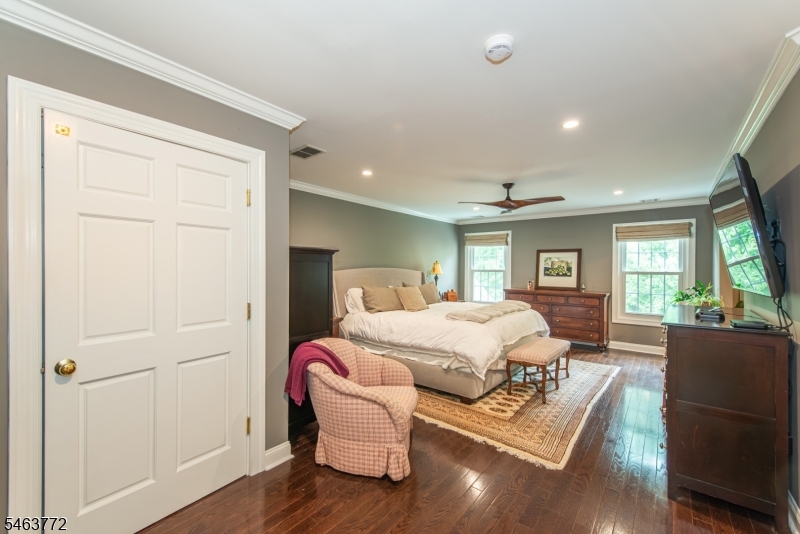 4 Pippins Way Morris NJ 07960