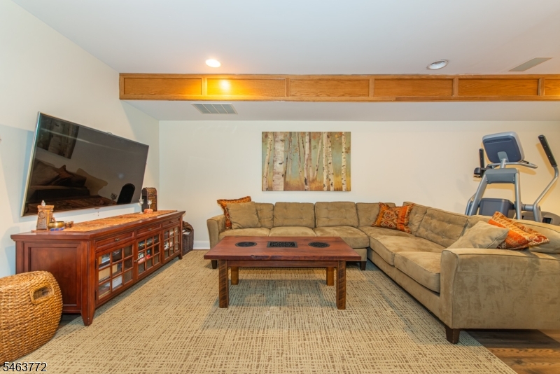 4 Pippins Way Morris NJ 07960