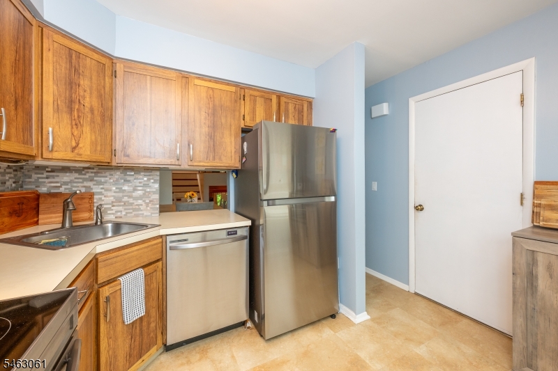 20132 Westview Wharton NJ 07885