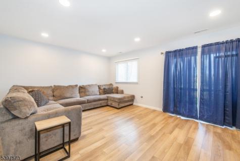 10 Augusta Drive Vernon NJ 07462