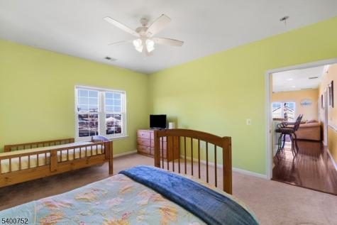 276 Beachway Ave Unit 8 Keansburg NJ 07734
