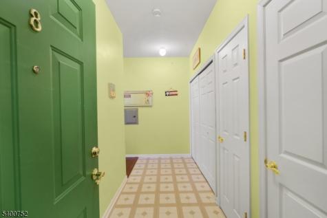 276 Beachway Ave Unit 8 Keansburg NJ 07734