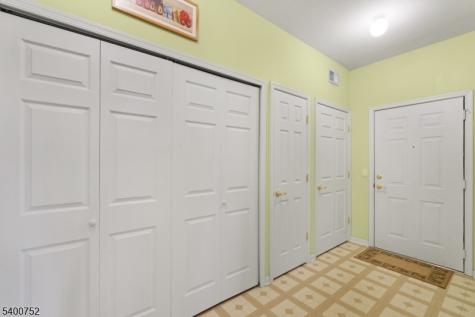 276 Beachway Ave Unit 8 Keansburg NJ 07734