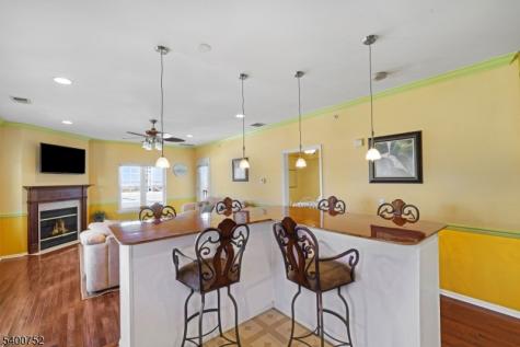 276 Beachway Ave Unit 8 Keansburg NJ 07734