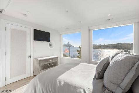 600 Harbor Boulevard Weehawken NJ 07086
