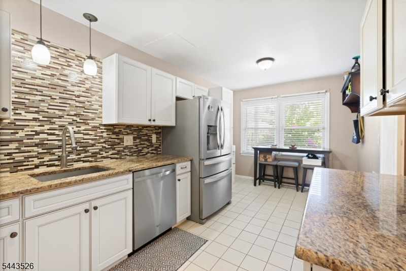 3 Sandpiper Drive Sayreville NJ 08859