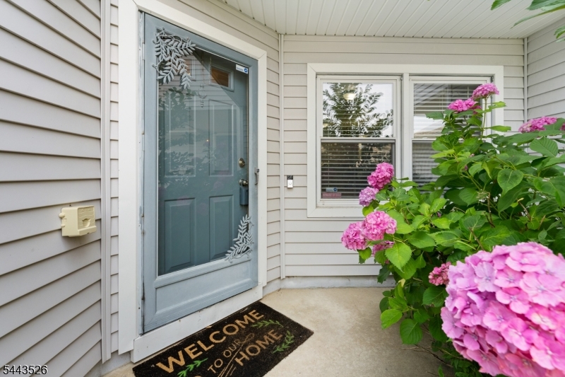 3 Sandpiper Drive Sayreville NJ 08859
